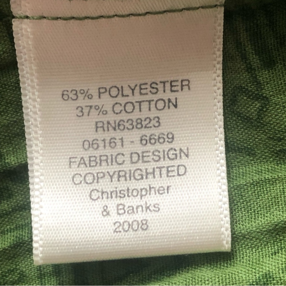 Green Patterned Button-Up Shirt - Picture 9 of 10